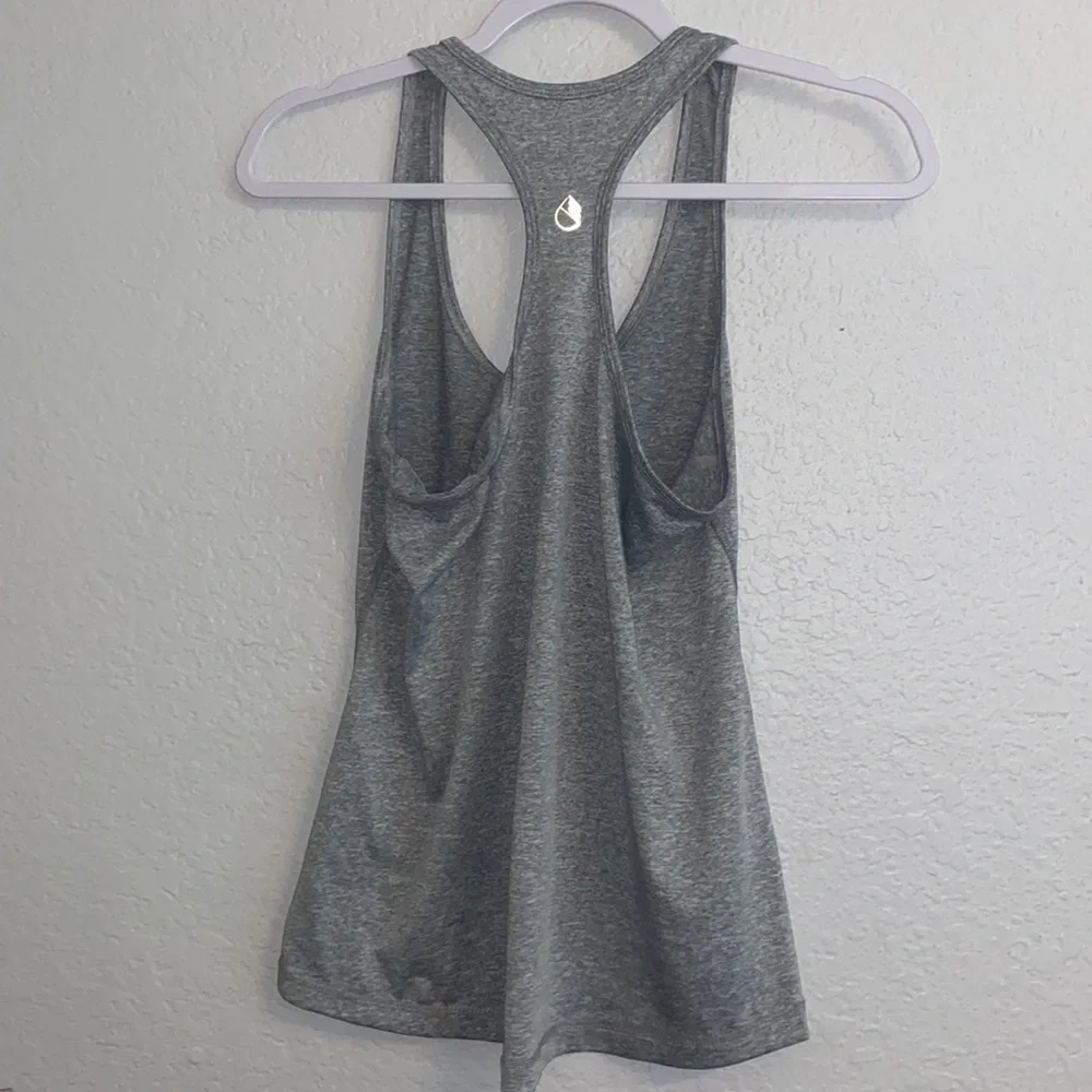 Grey Cyzone Razorback Tank Top. Size XS. - Picture 2 of 3